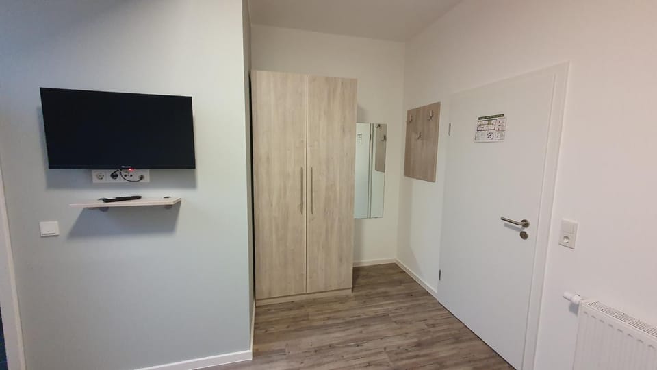 TV and multimedia, wardrobe