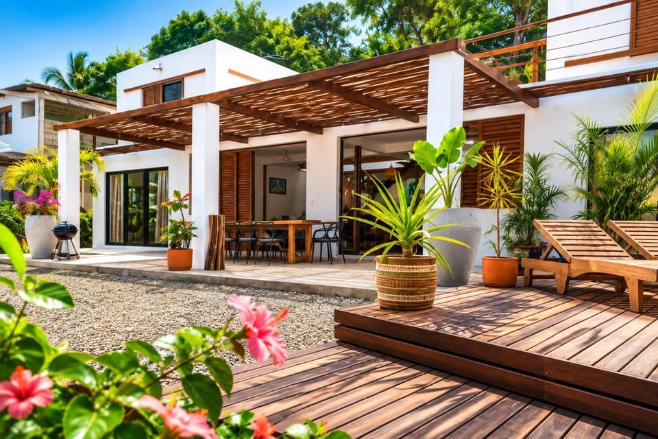 Property building, Patio, Garden, Balcony/Terrace, Garden view