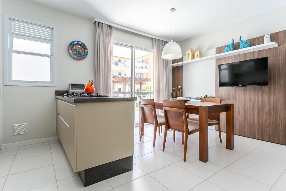TV and multimedia, Kitchen or kitchenette, Dining area, oven