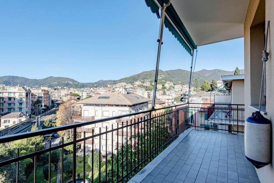 Day, Natural landscape, View (from property/room), Balcony/Terrace, Balcony/Terrace, City view, Mountain view