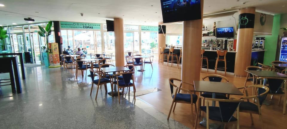 Lounge or bar