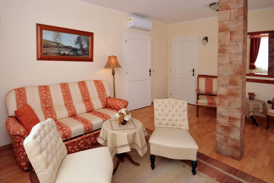 Pátria Panzió Bed and Breakfast in Slovakia
