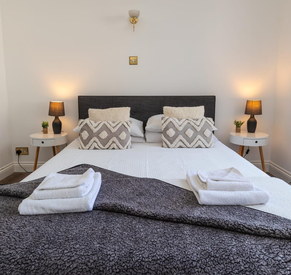Sea view retreat Apartment in Eastbourne