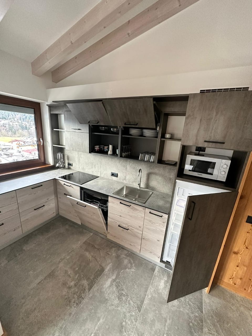 Kitchen or kitchenette