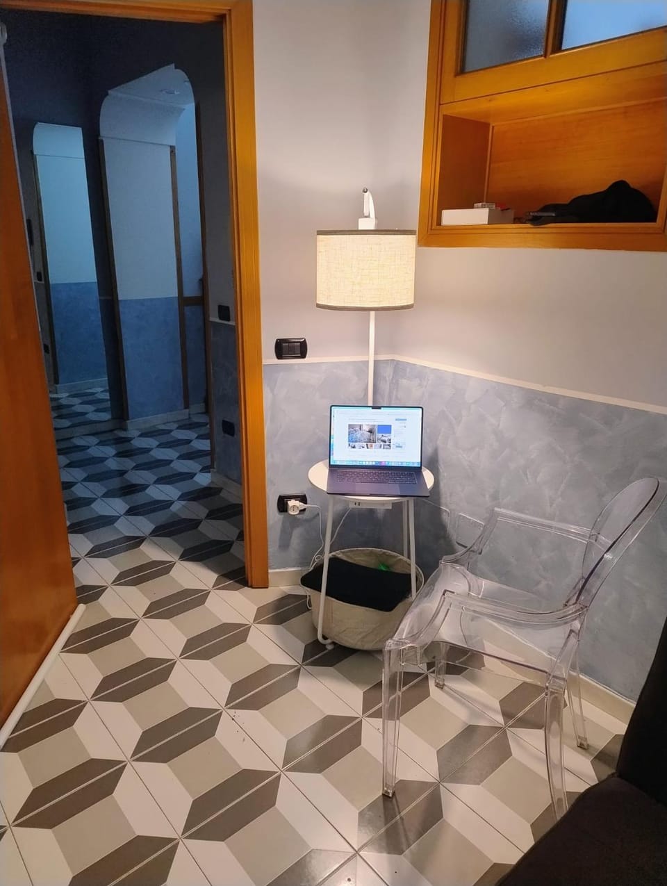 TV and multimedia, Photo of the whole room, Seating area