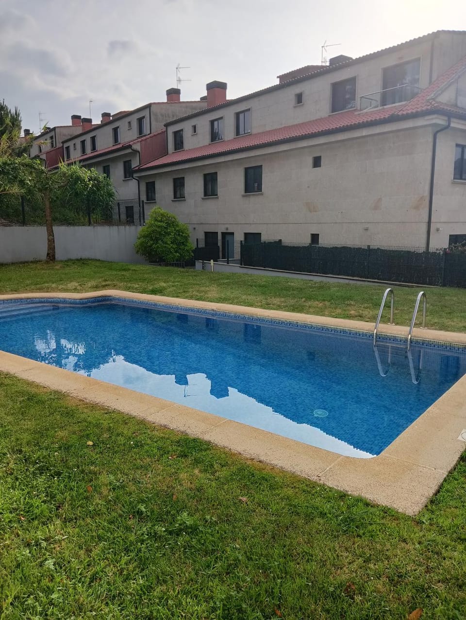 Apartamento con terraza y piscina Apartment in Ribeira, Galicia