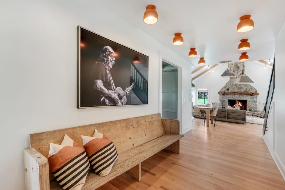 D2 Farms House in Wimberley