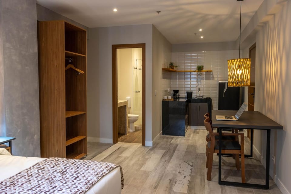 Bed, Bathroom, TV and multimedia, Kitchen or kitchenette, Living room, Photo of the whole room, Seating area, Dining area, Bedroom, internet, internet, locker, minibar, oven, wardrobe, kitchen, air conditioner