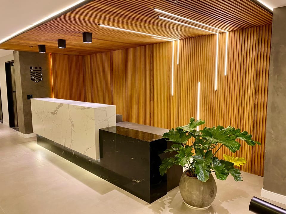 Nearby landmark, Property logo or sign, Lobby or reception, Decorative detail, Logo/Certificate/Sign, internet, locker, elevator, air conditioner