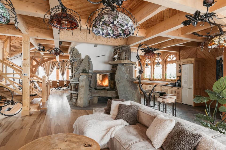 Communal lounge/ TV room, Living room, Seating area, fireplace