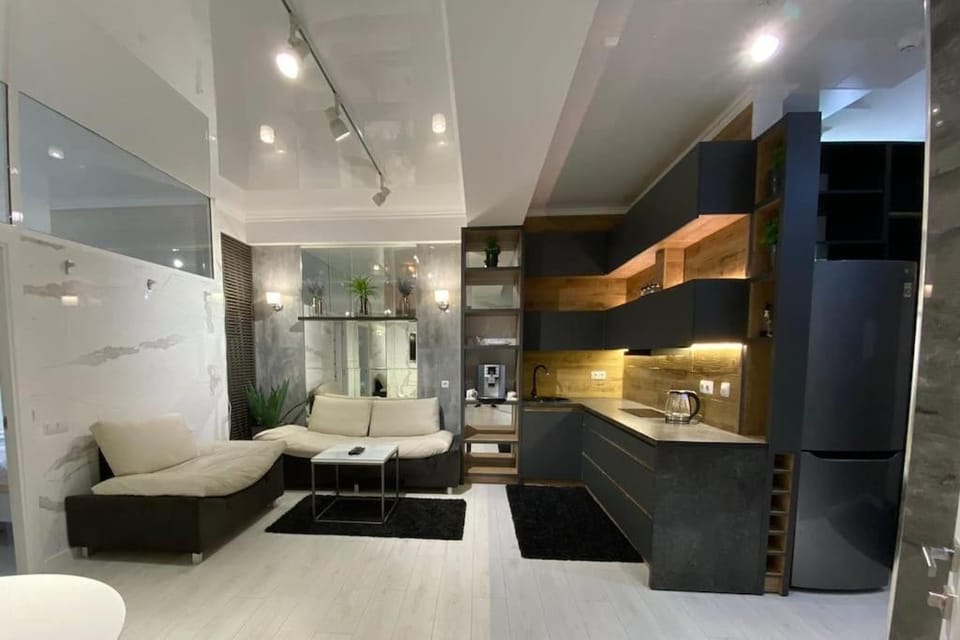 Kitchen or kitchenette, Living room, Seating area