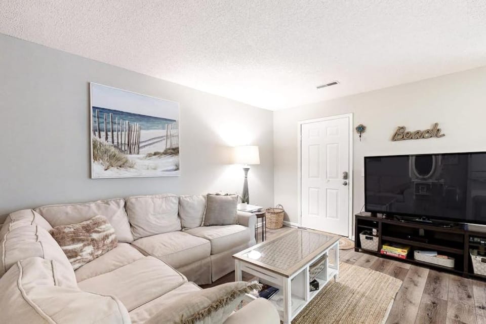 Waccamaw Condo - Unit 6 Apartment in Garden City