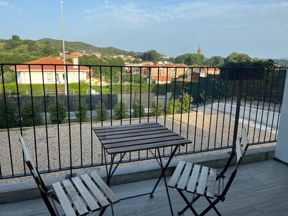 View (from property/room), Balcony/Terrace