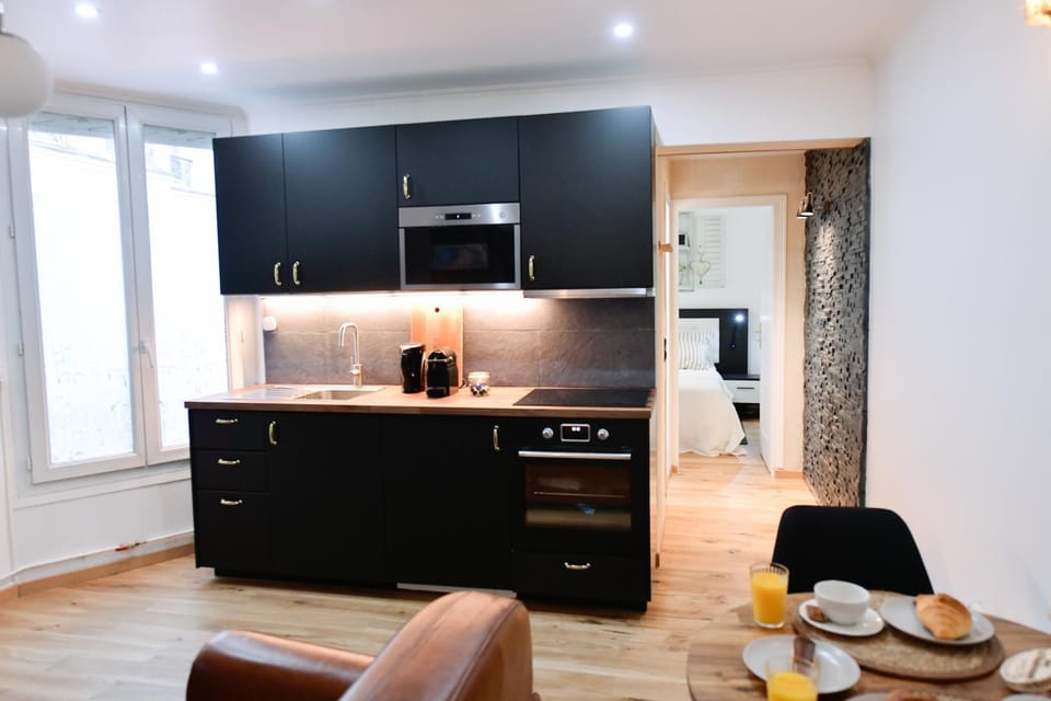 Coffee/tea facilities, minibar, pet friendly, stove