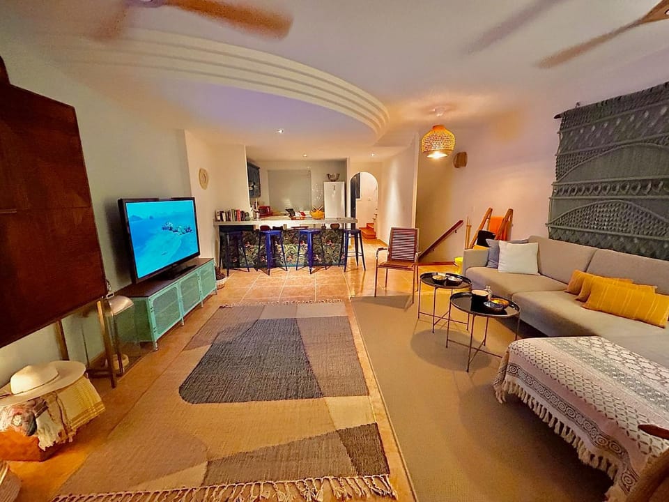 TV and multimedia, Living room, internet, kitchen