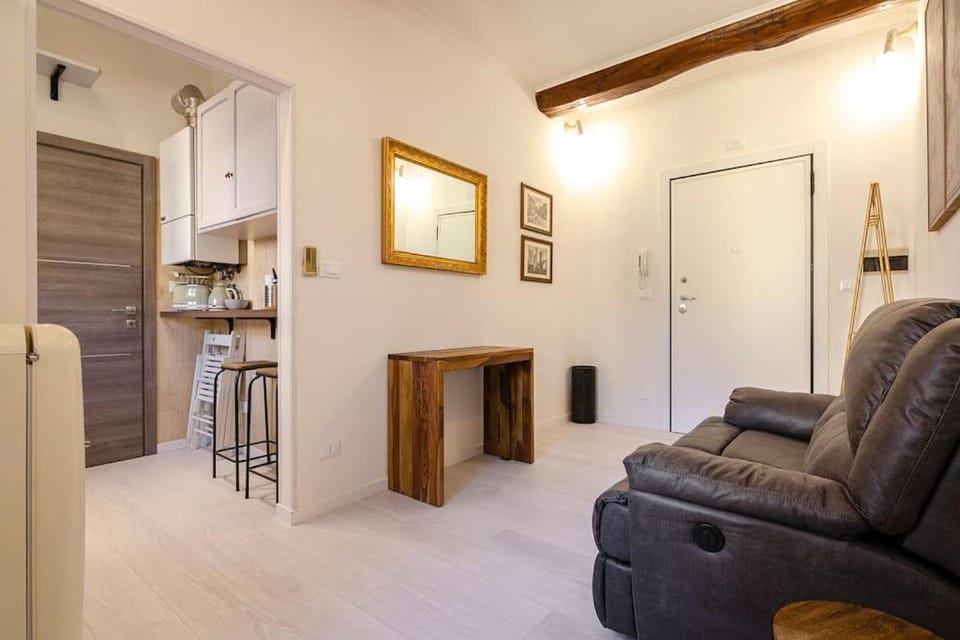 Canonica Home, in the Heart of the City Apartment in Bologna