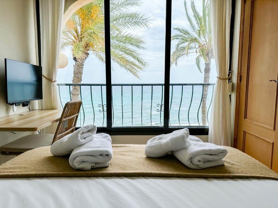 Orilla de Mar: Vistas de ensueño en Cala Almadraba Apartment in Alacantí