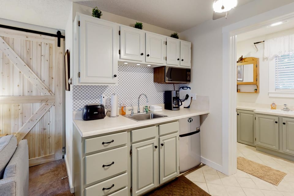 Teddy's Getaway Apartment in Ludlow