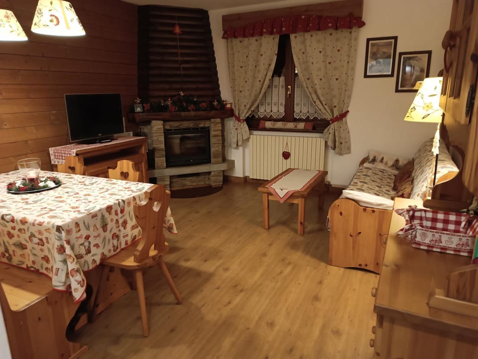 Chalet Casa Rossa Presolana Apartment in Province of Brescia