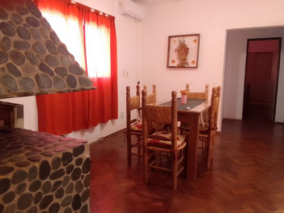 La Casa de la Parra House in Villa Carlos Paz