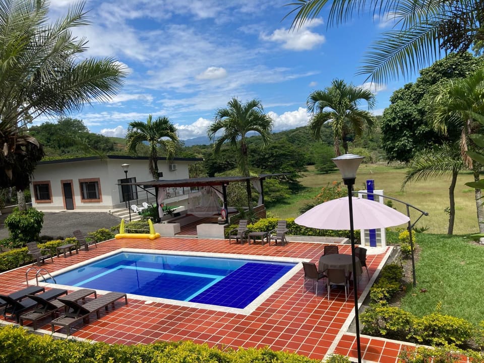 Hacienda Daniela Apartment in Tuluá