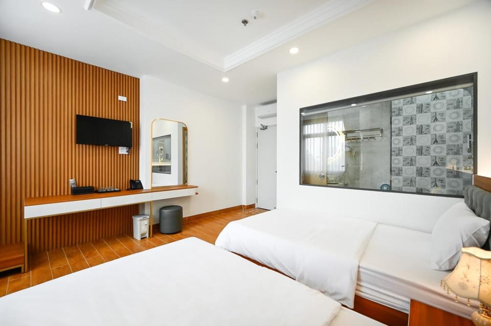 Bed, TV and multimedia