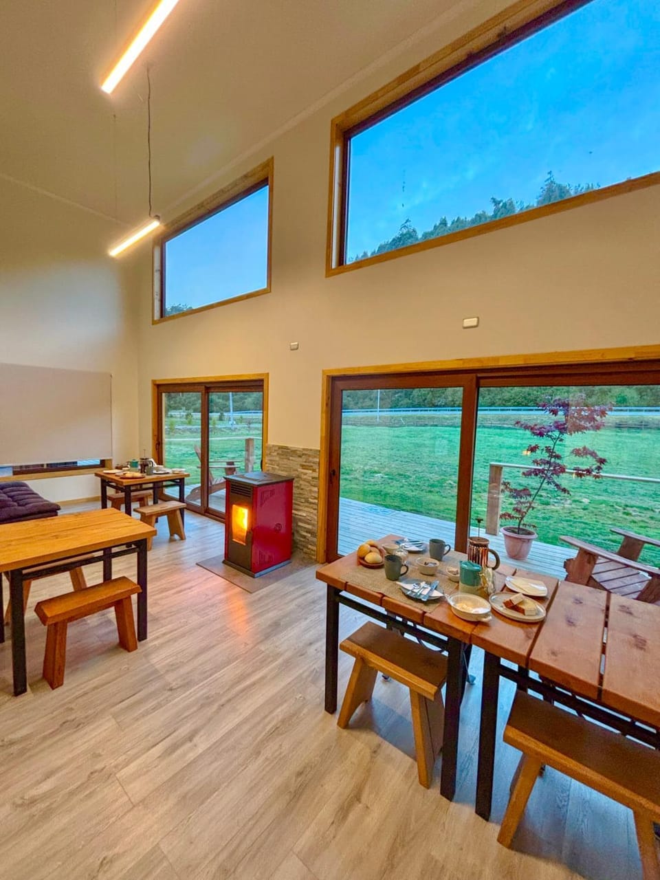 Dining area, Breakfast