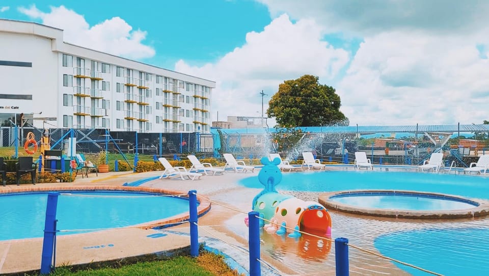 Property building, Day, Pool view, Swimming pool
