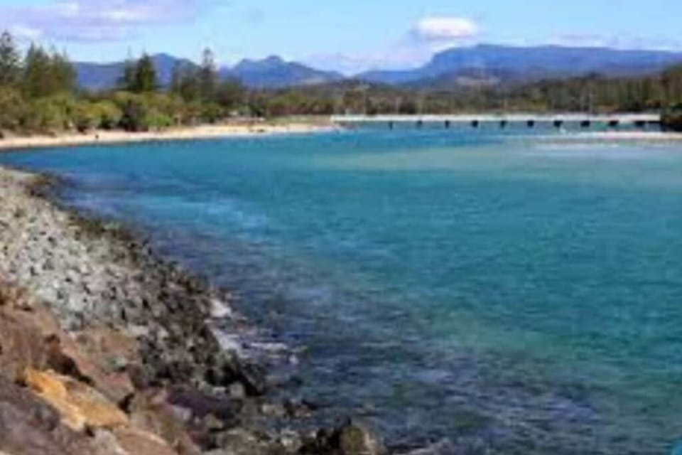 Murlong - Hosted by Burleigh Letting Apartment in Palm Beach