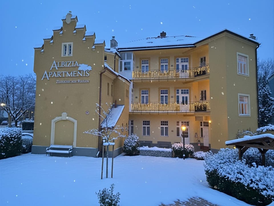 Property building, Winter