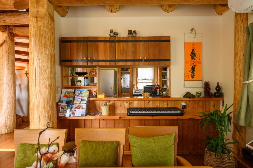 Kitchen or kitchenette, Living room, Lounge or bar, Seating area