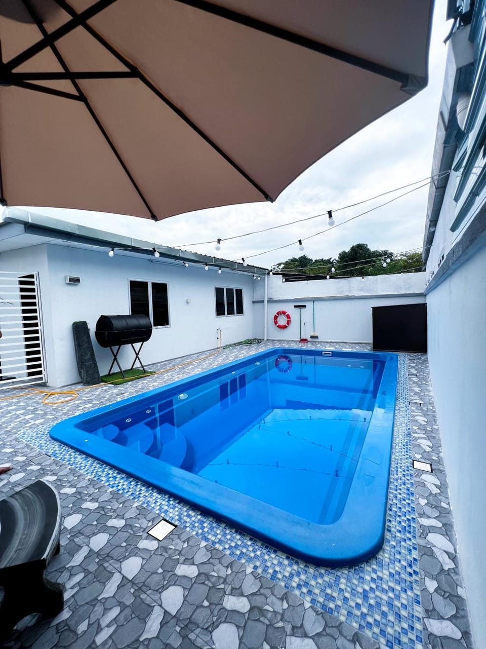 Patio, Swimming pool