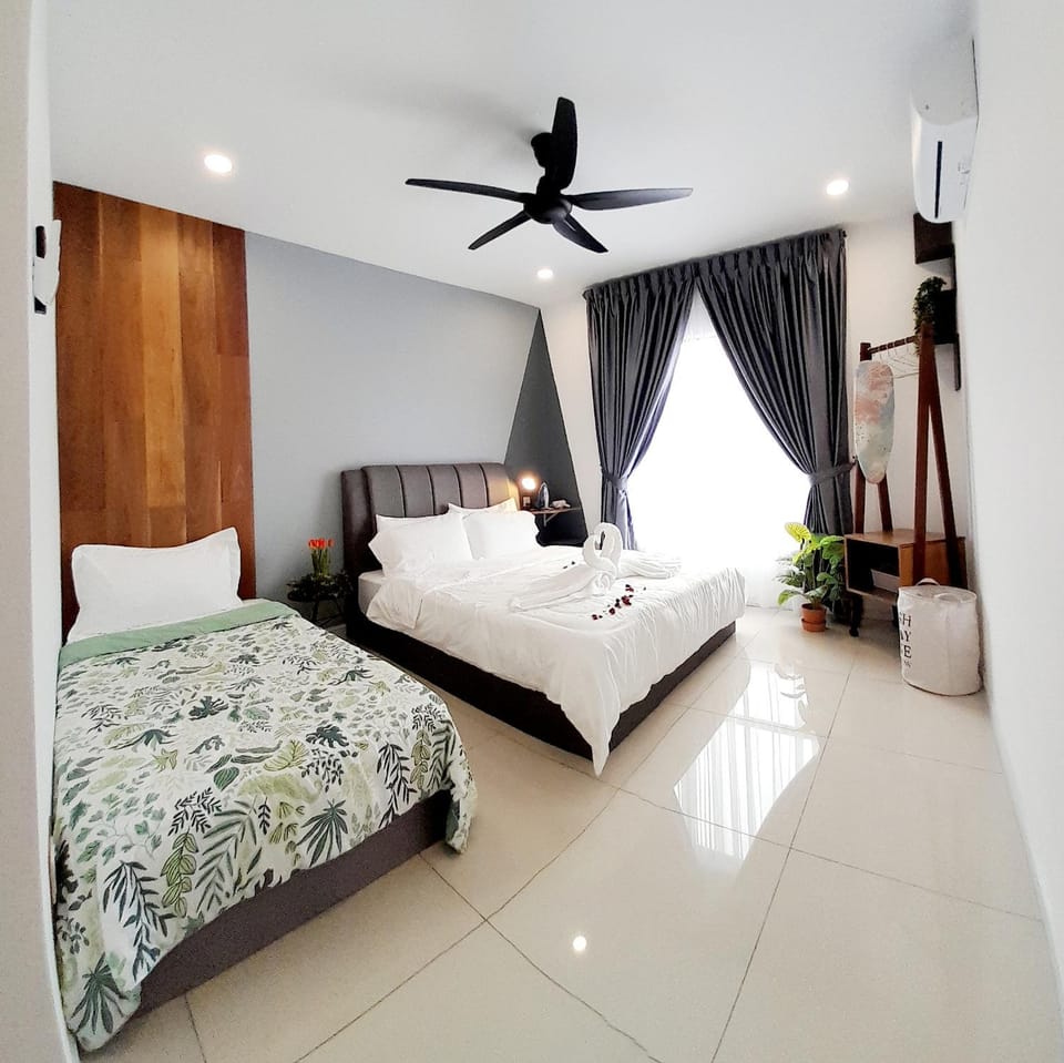 Bed, Photo of the whole room, Bedroom, fireplace, furniture, heating, towels, air conditioner
