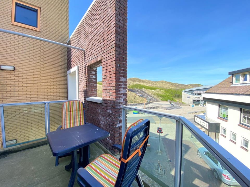 Property building, View (from property/room), Balcony/Terrace