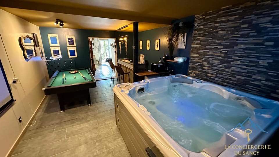 Hot Tub
