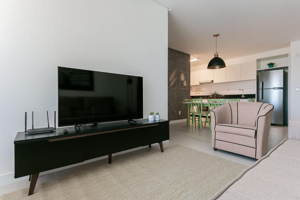 Communal lounge/ TV room, TV and multimedia, Living room
