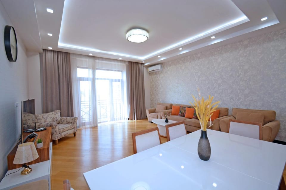 Kajaznuni Street, 3 bedrooms Luxury & Unique apartment QA888 Apartment in Yerevan