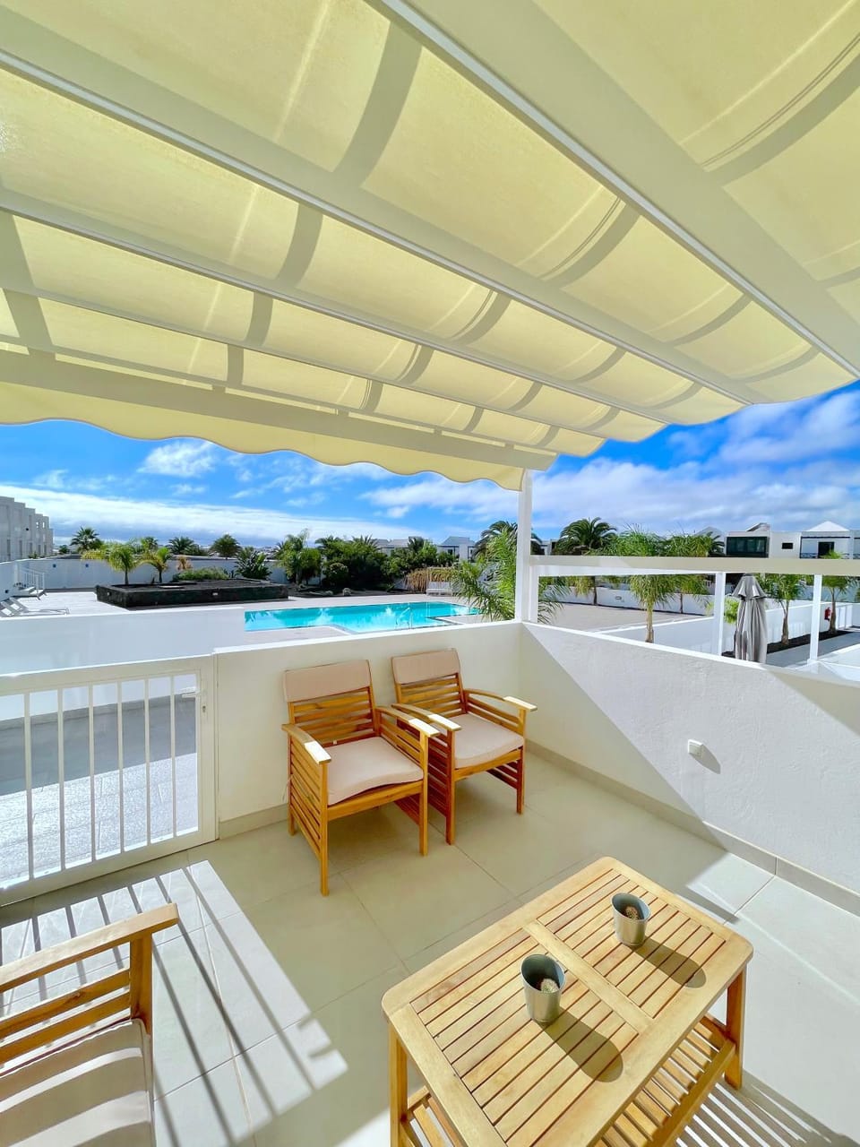 Balcony/Terrace, Pool view, Swimming pool