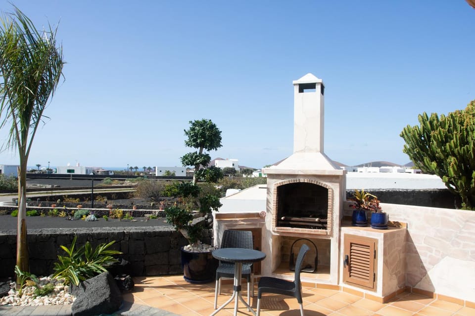 Property building, BBQ facilities, Sea view