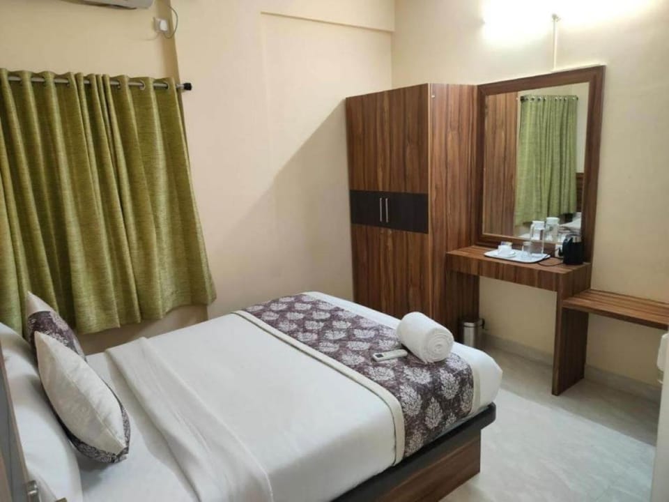 Golden Chariot 1BHK Flat Manyata Tech Park Hotel in Bengaluru