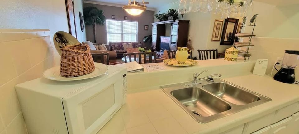 Kitchen or kitchenette, kitchen