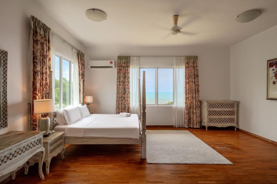 Bedroom, Sea view