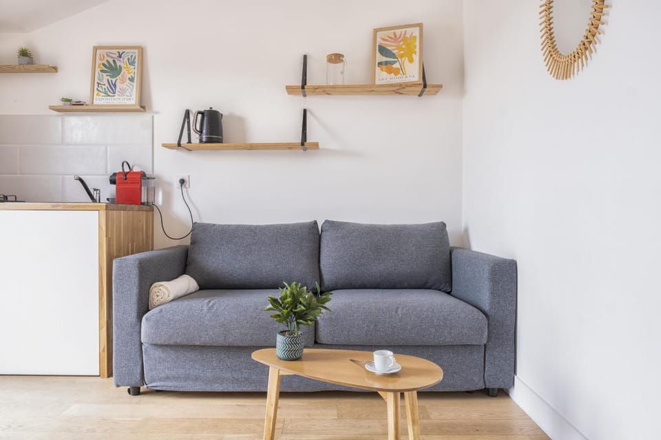 Communal lounge/ TV room, Living room