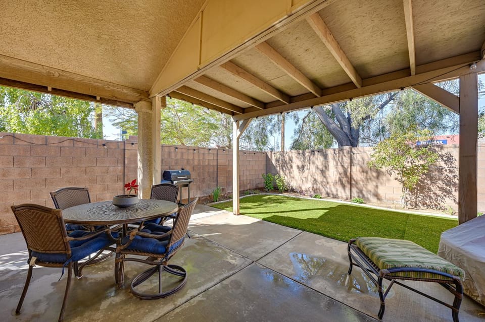 Renovated Yuma Home w/ Community Pool! House in Yuma