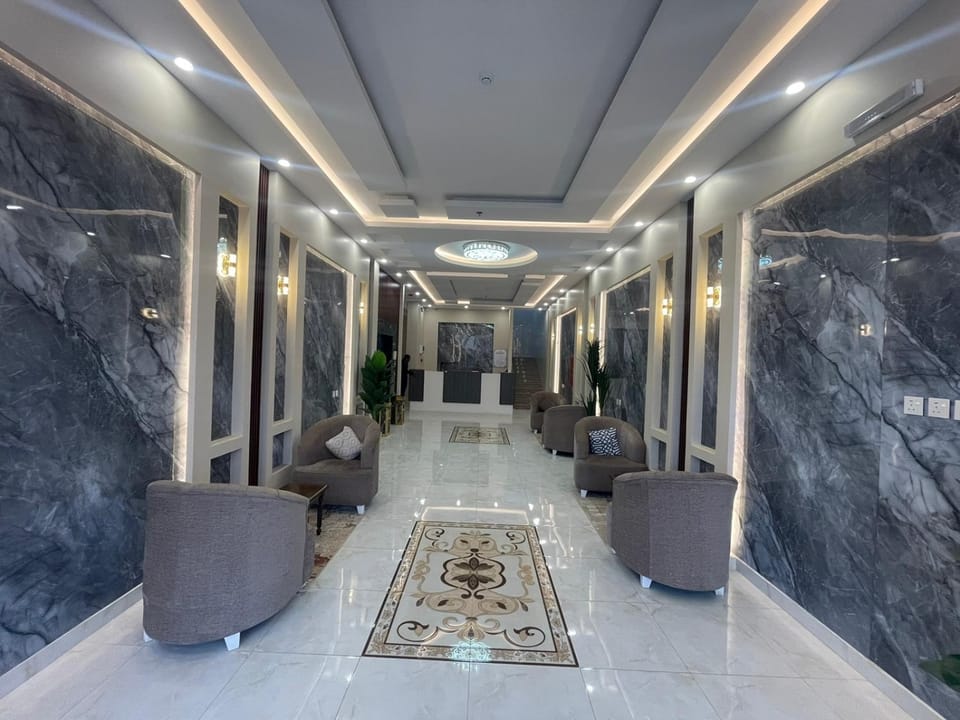 Facade/entrance, Lobby or reception, Seating area