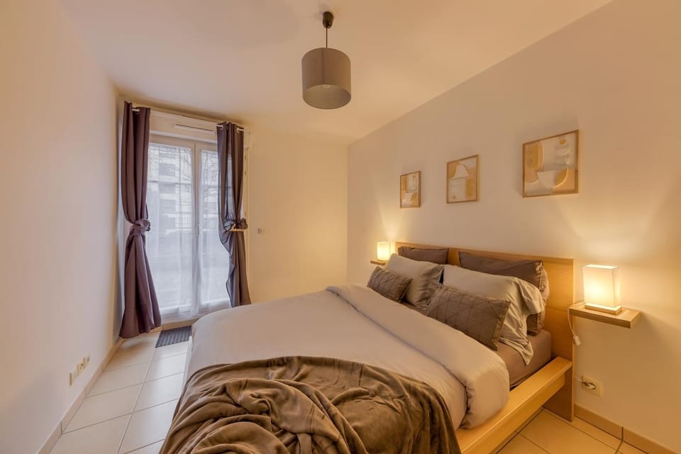 Bed, Bedroom, wardrobe
