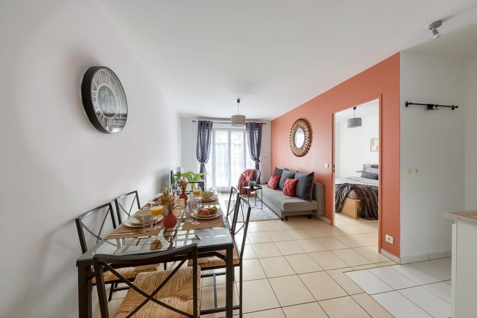 Balcony/Terrace, Living room, Seating area, Dining area