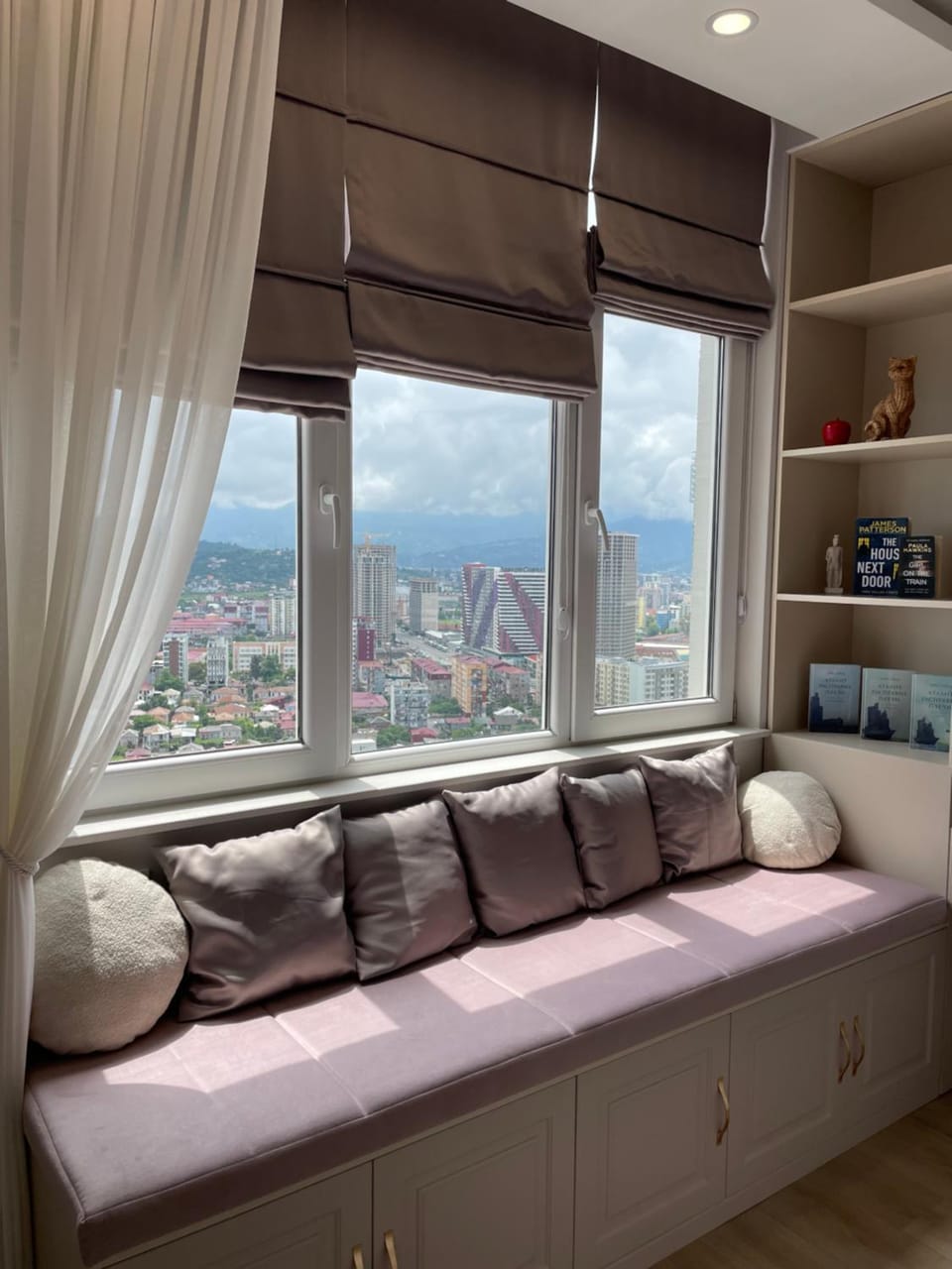 Mountains view apartment Apartment in Batumi