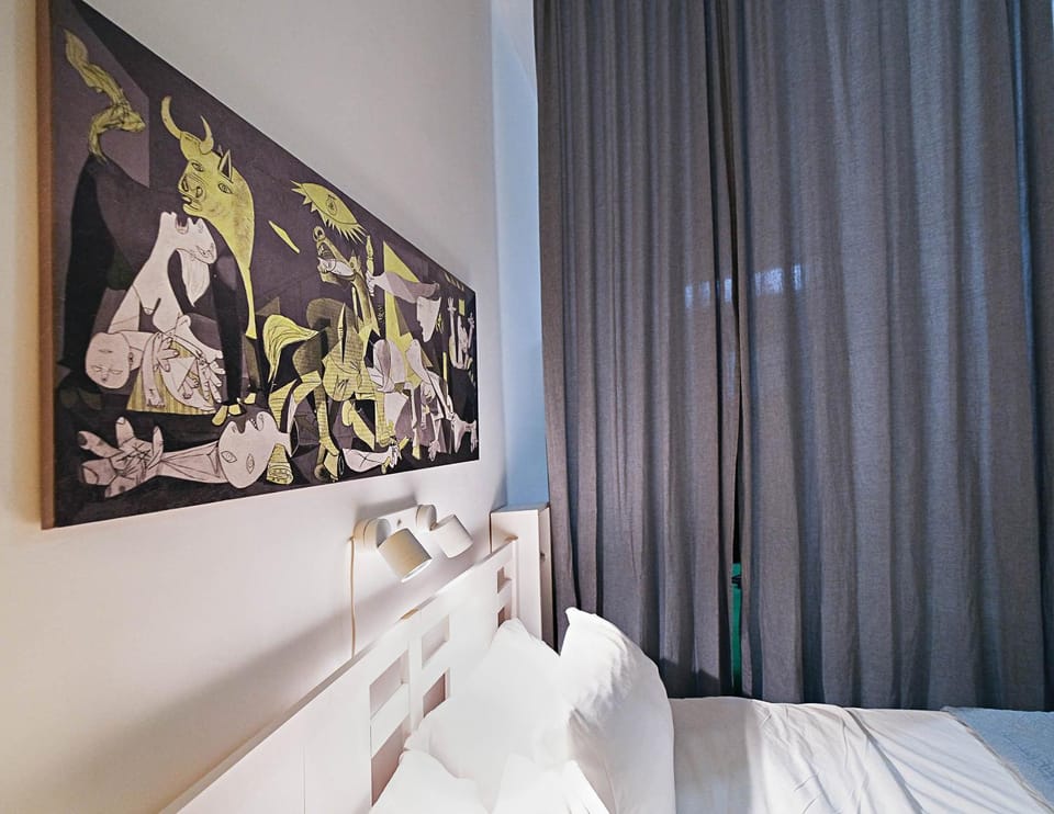 Decorative detail, Bedroom