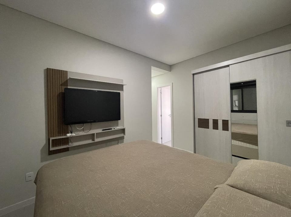 View (from property/room), Photo of the whole room, Bedroom